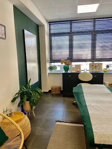 FARA FACE-manualna terapia twarzy: FaceLift, Kobido.